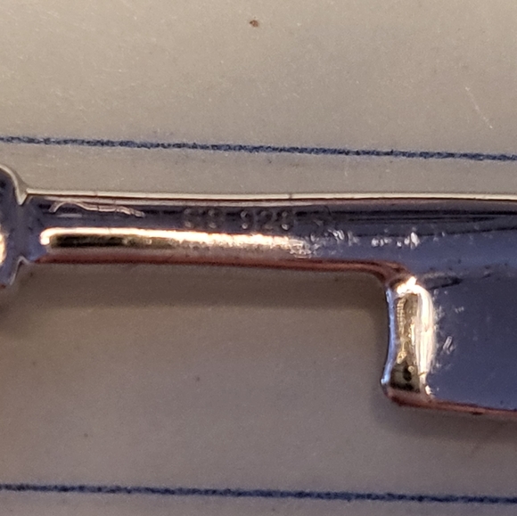 Diamond, Emerald and Ivory Key pendant - Picture 8 of 8